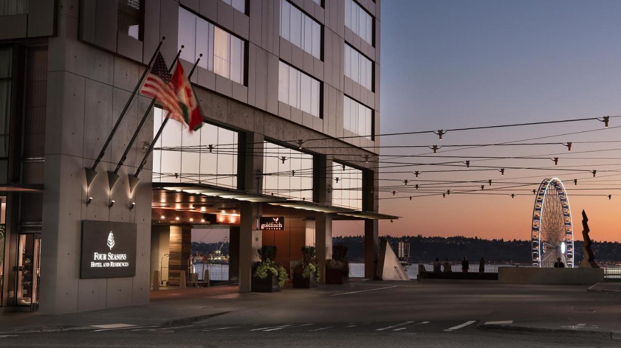 Seattle View King - Hearing Accessible