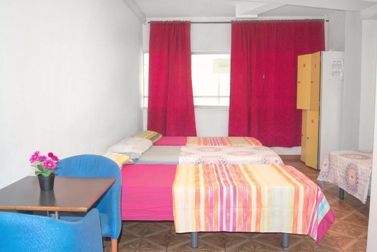 Alojamiento Cuádruple con baño privado