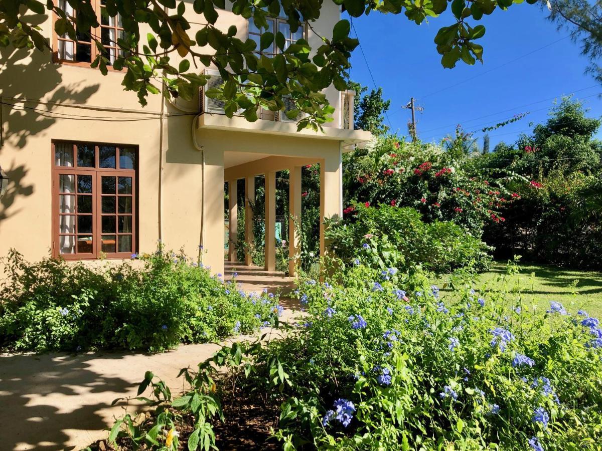 Garden View Deluxe Suite