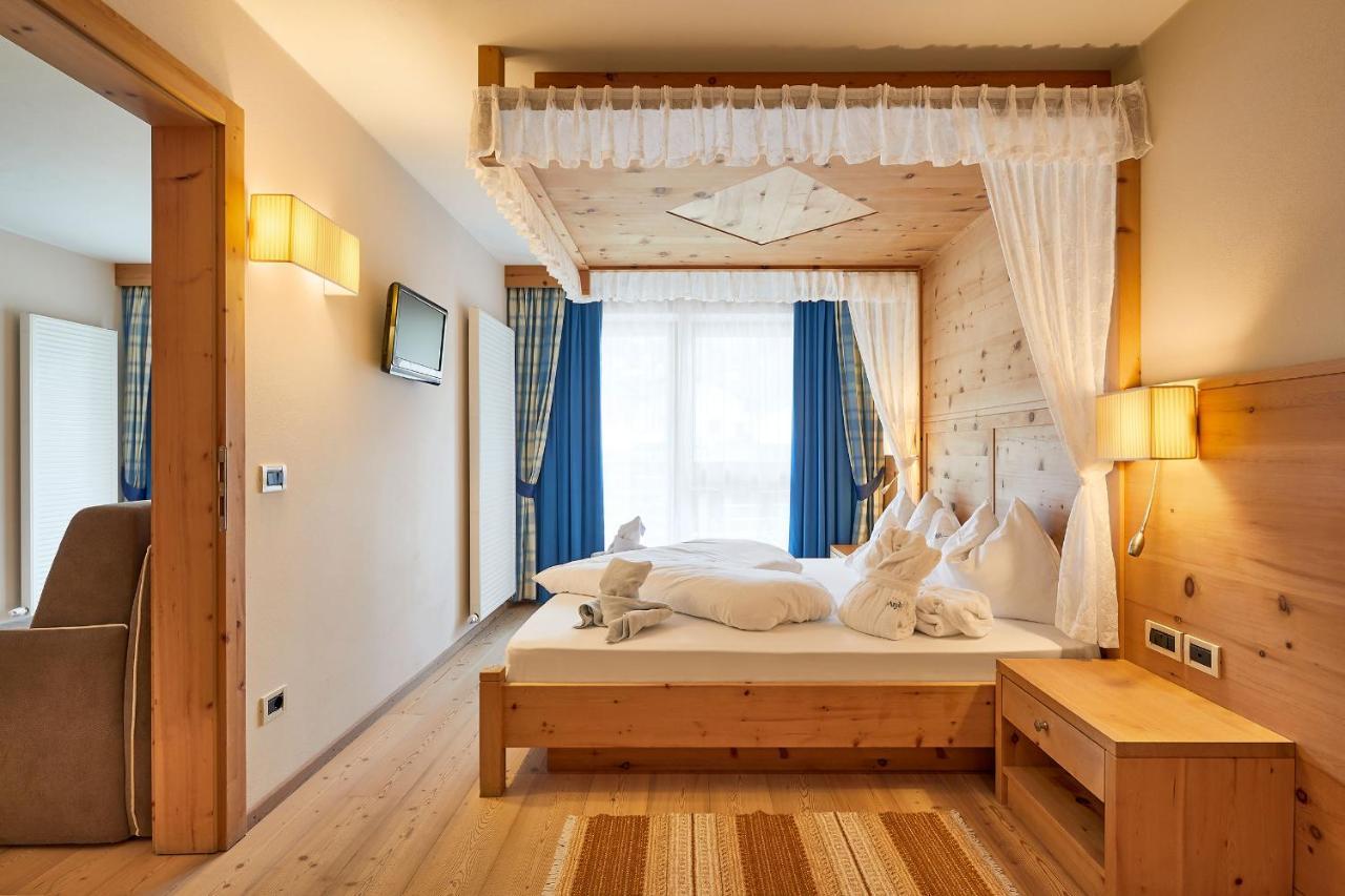 Junior Suite,928140565:JPEG