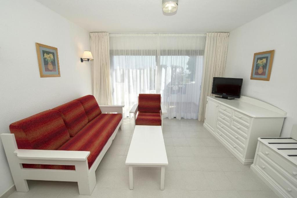 Basic Triple Room,930162523:JPEG