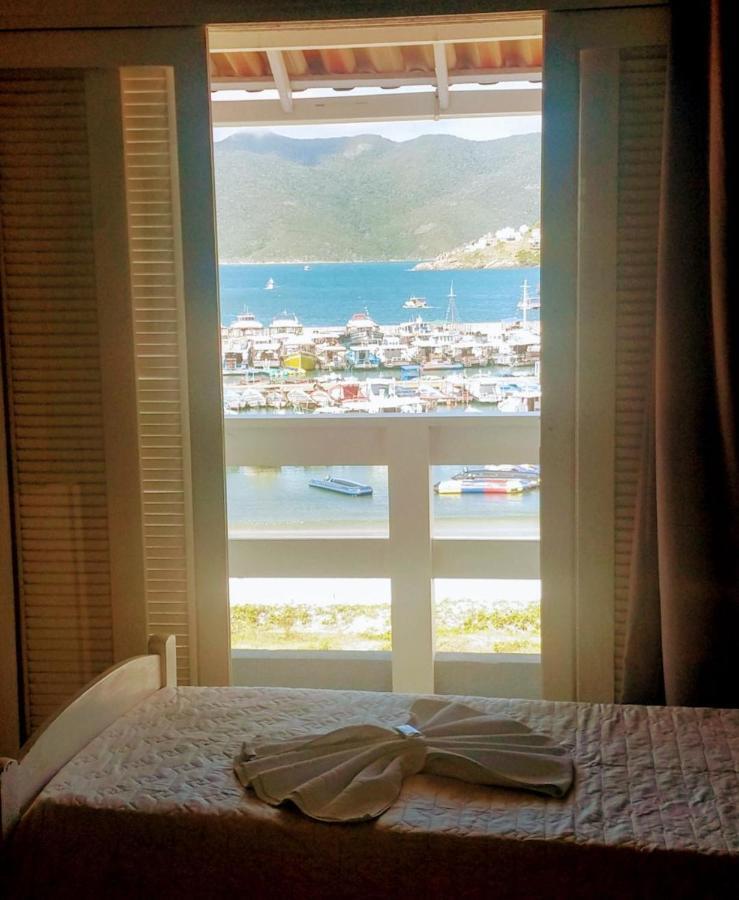Quarto Triplo com Vista do Mar