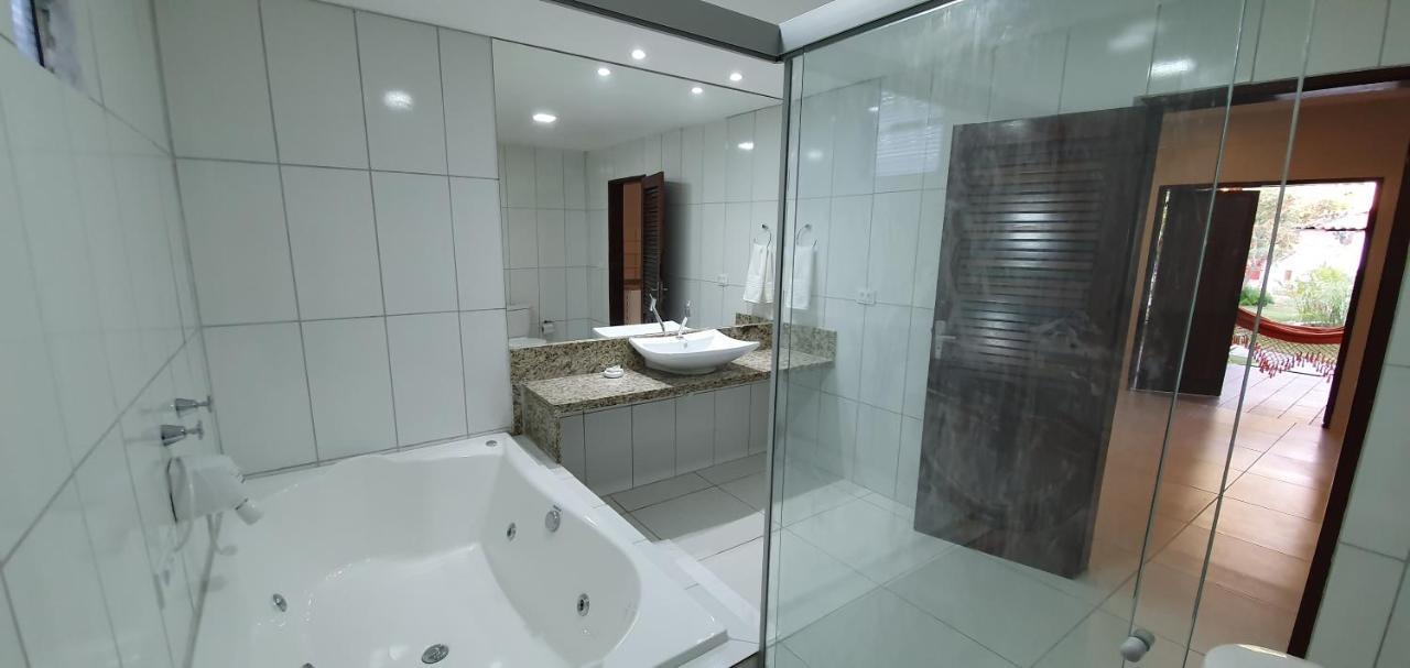 Suíte com Banheira de Hidromassagem