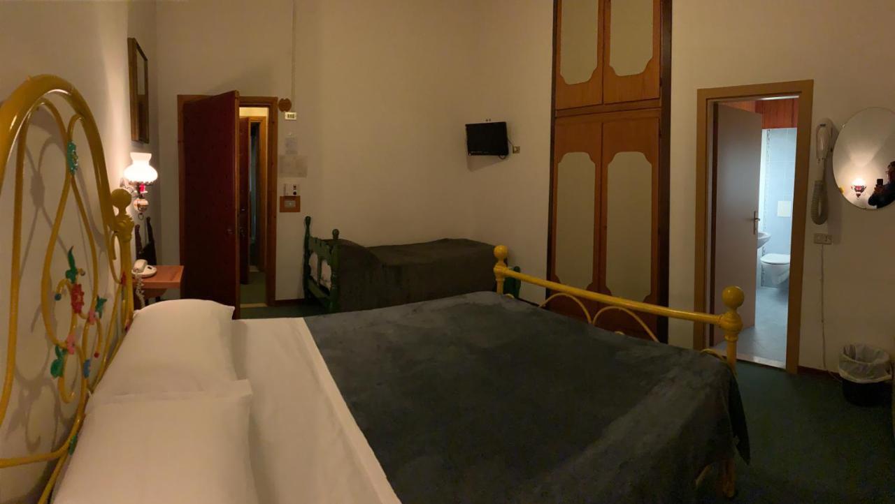 Dreibettzimmer