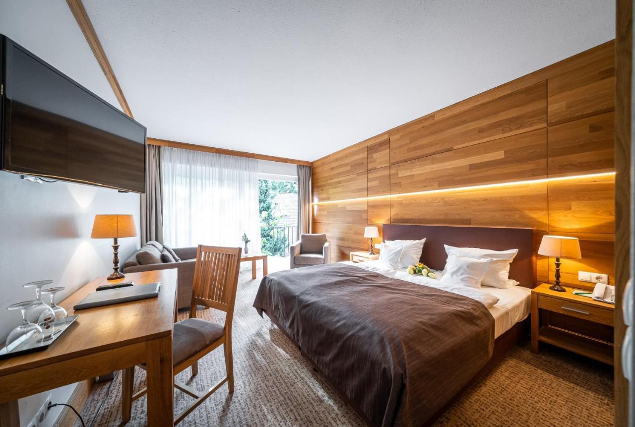 Double Room,944728075:JPEG