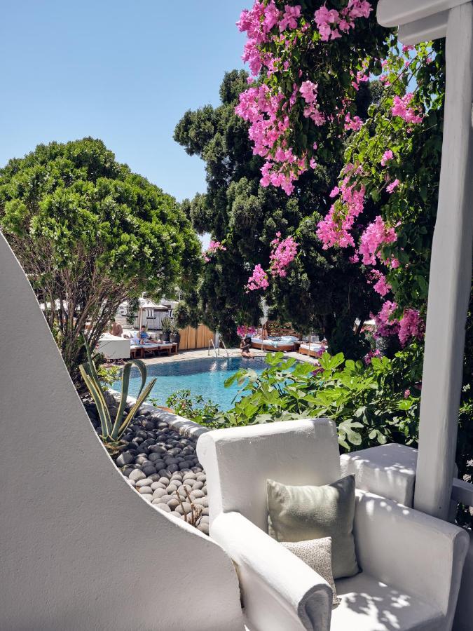 Grand Double Room with Sea or Pool view,1551912547:JPEG