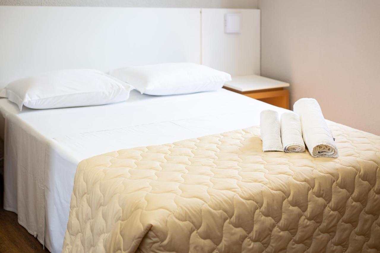 Quarto Standard com Cama de Casal ou 2 de Solteiro