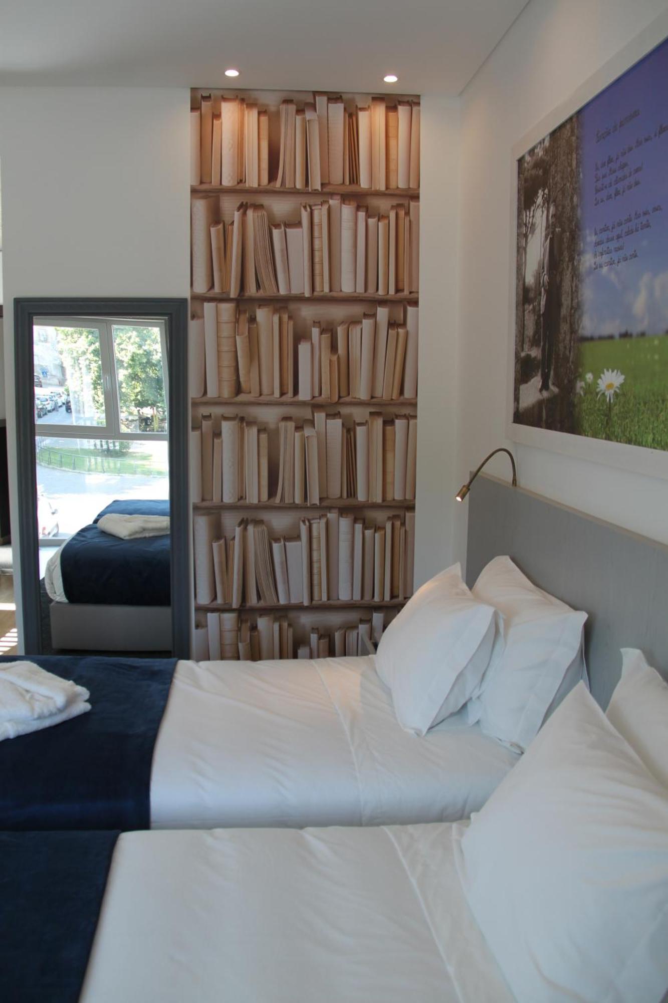 Quarto Twin Standard