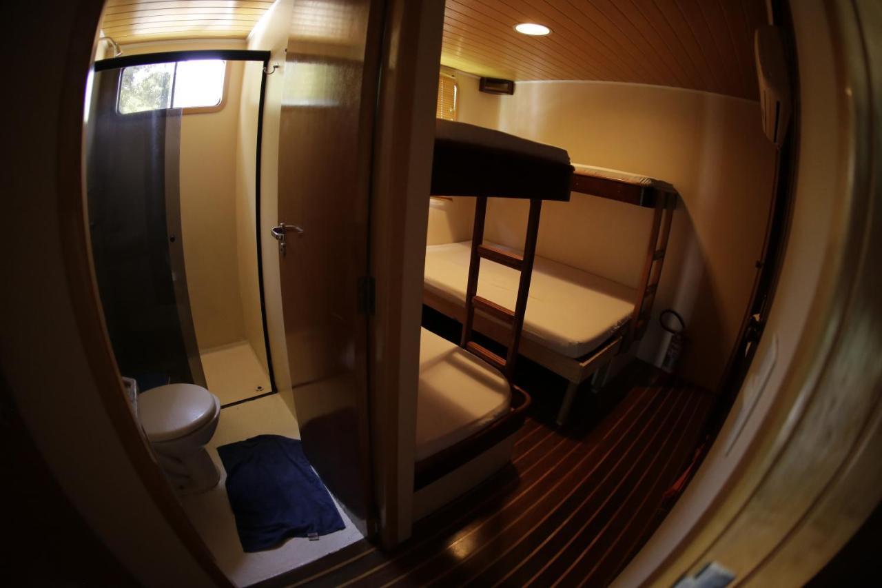Quarto Deluxe com Cama de Casal ou 2 de Solteiro