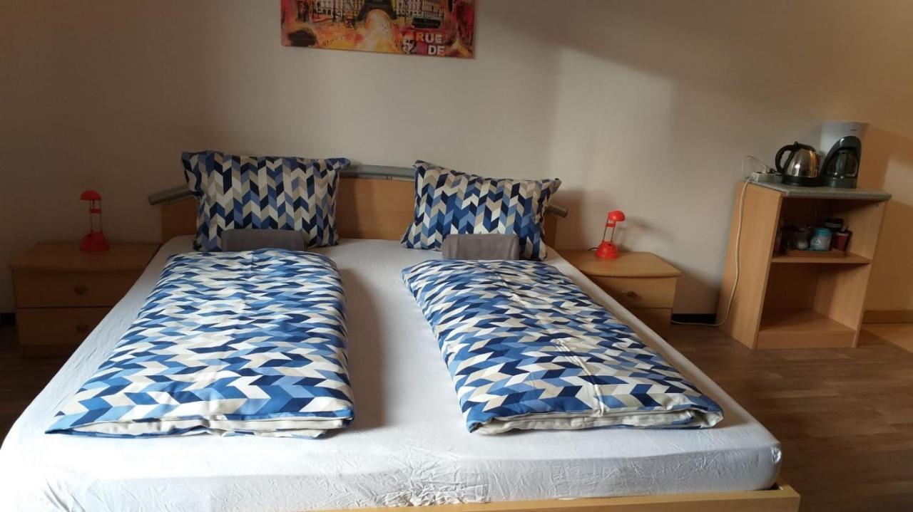 Tweepersoonskamer met Terras