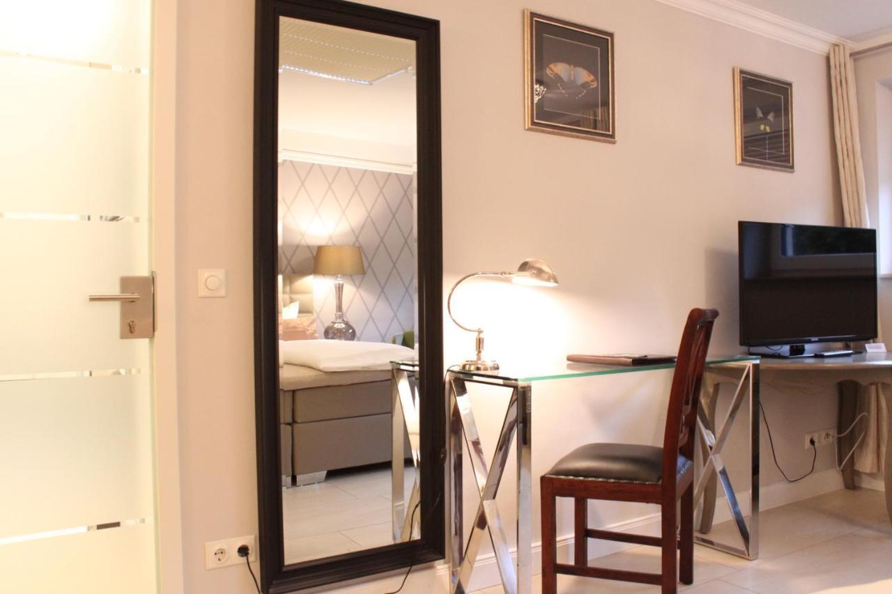 Doppelzimmer im Souterrain
