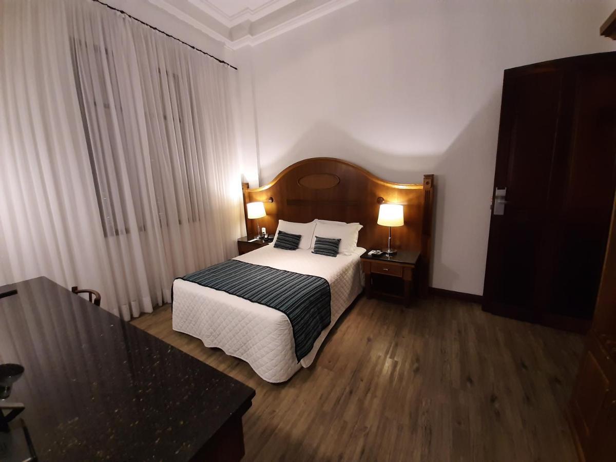 Suíte Deluxe com Cama Queen-size