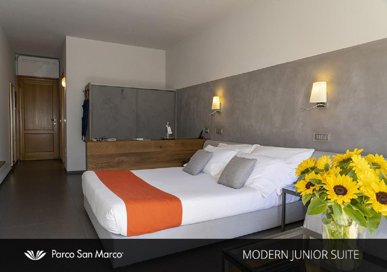 Junior Suite con Vista Lago Parziale