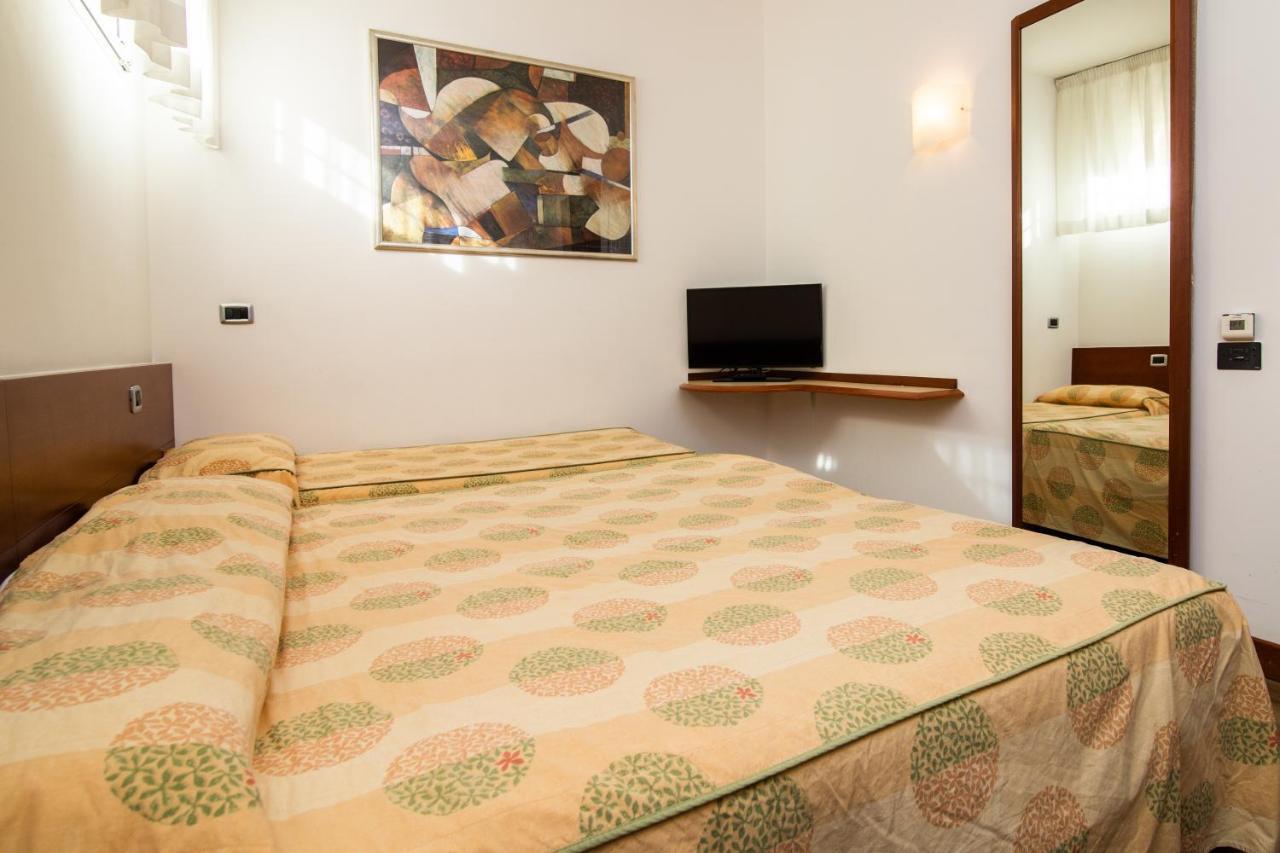 Quarto Triplo Clássico