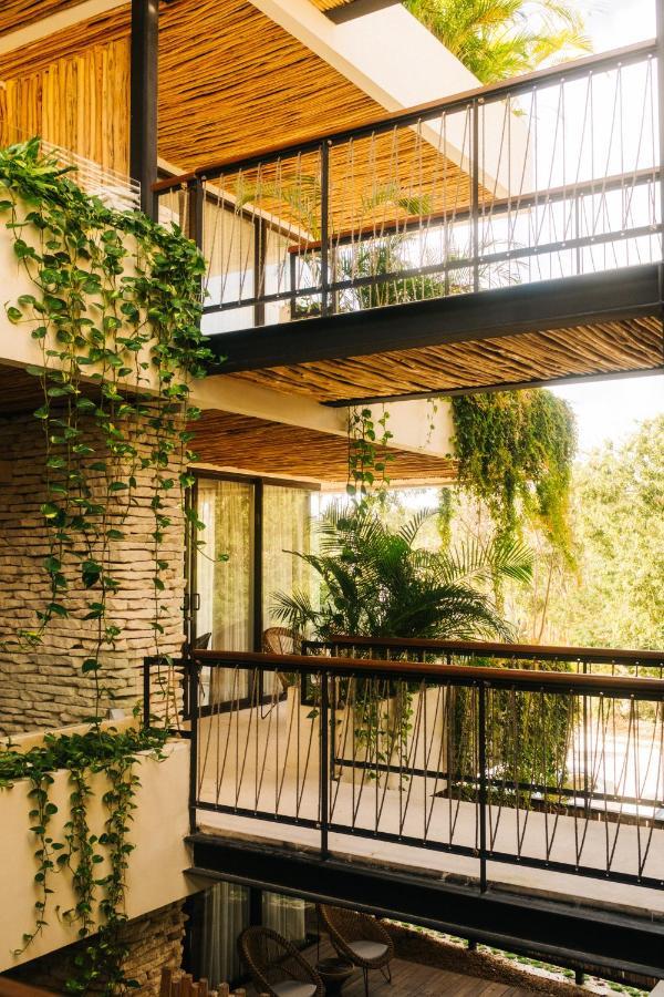 Deluxe Double Jungle Room Terrace  1 King Bed