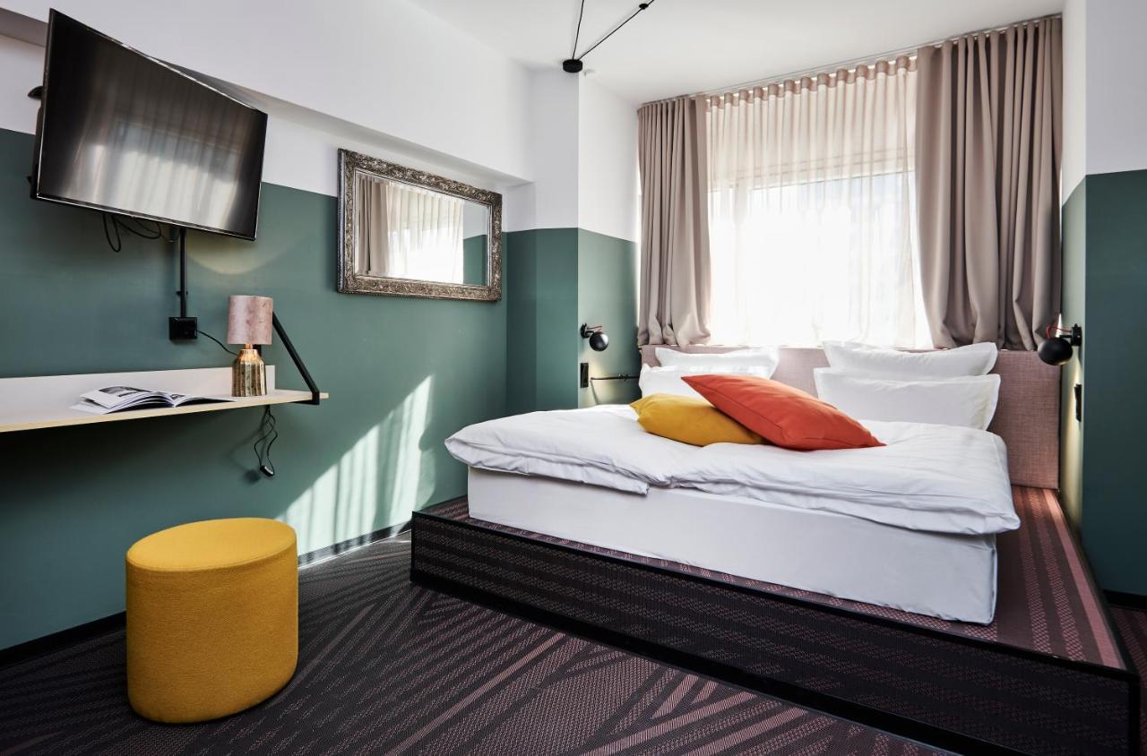 Doppelzimmer mit Flussblick