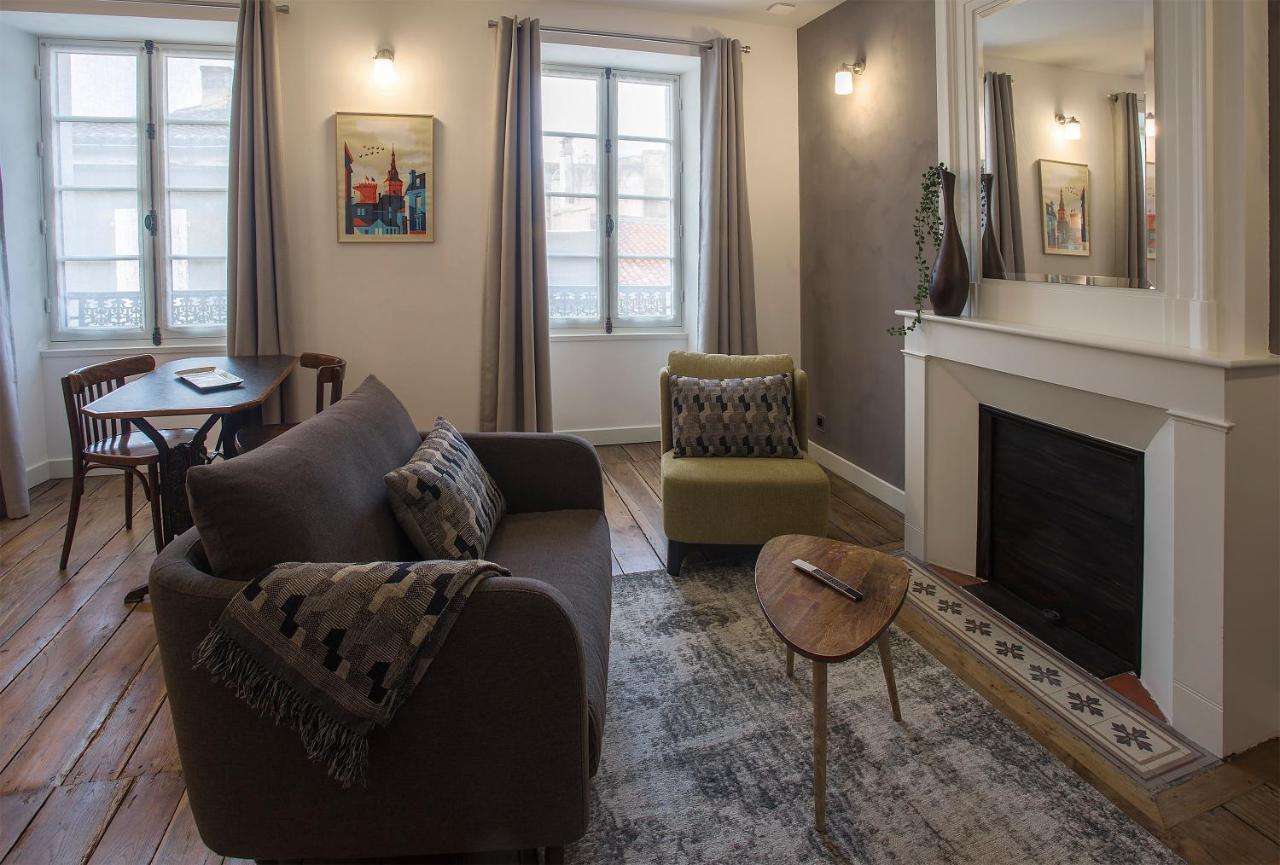 Duplex Apartment,978018316:JPEG