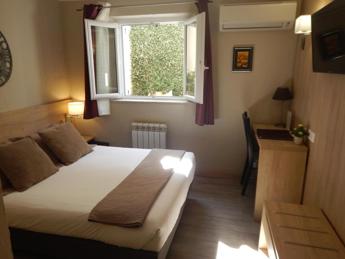 Standard Double Room,989753029:JPEG