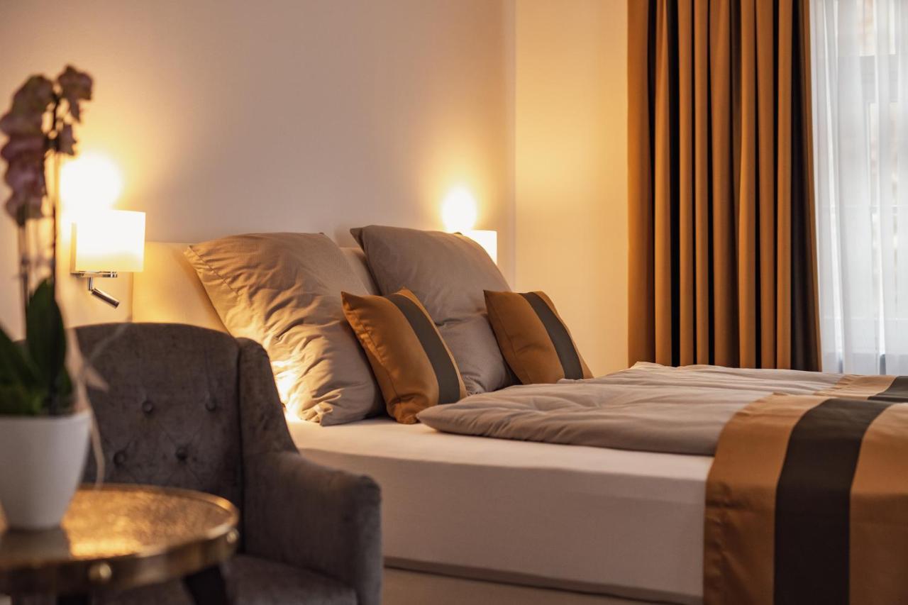 Deluxe Zimmer mit Kingsize-Bett