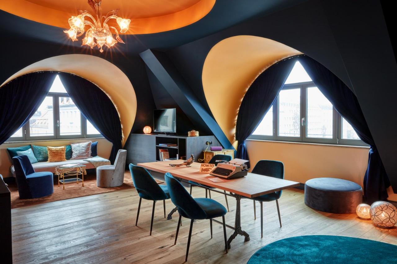 Peacock Suite