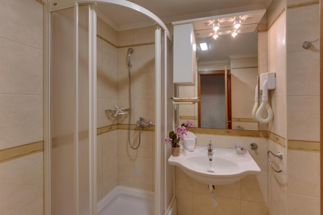 Chambre Double ou Lits Jumeaux avec Balcon