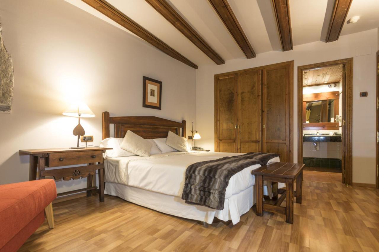 Habitación Doble con cama supletoria (2 adultos + 1 niño) - 2 camas