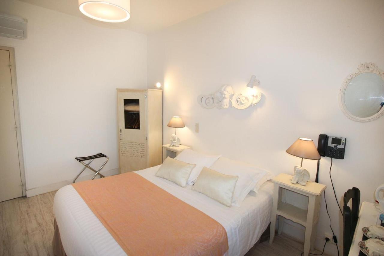 Double Room,1746897825:JPEG