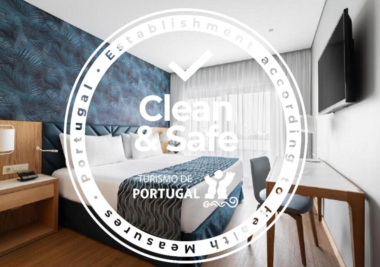 Deluxe Double Room with Balcony,1284330052:JPEG