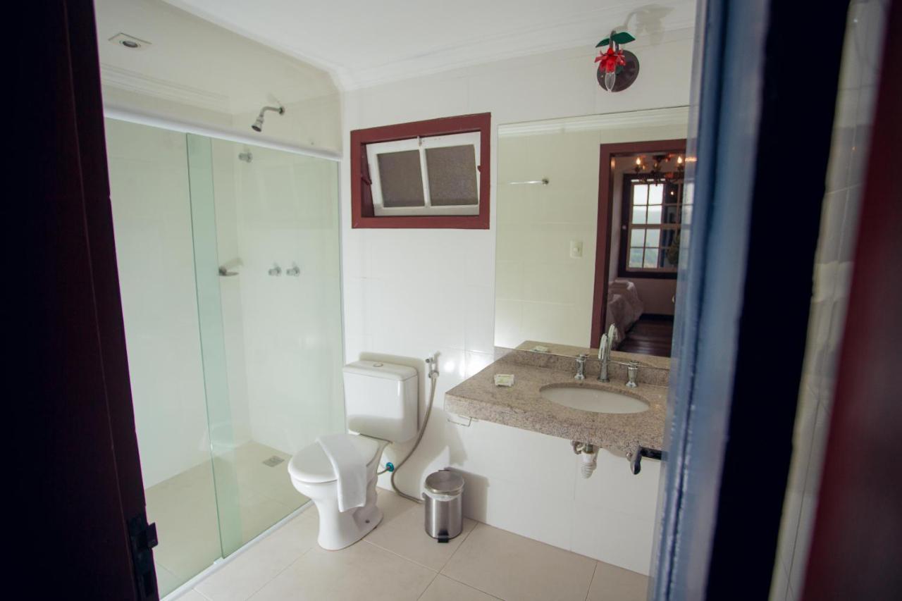 Quarto Duplo Deluxe com Ar-condicionado