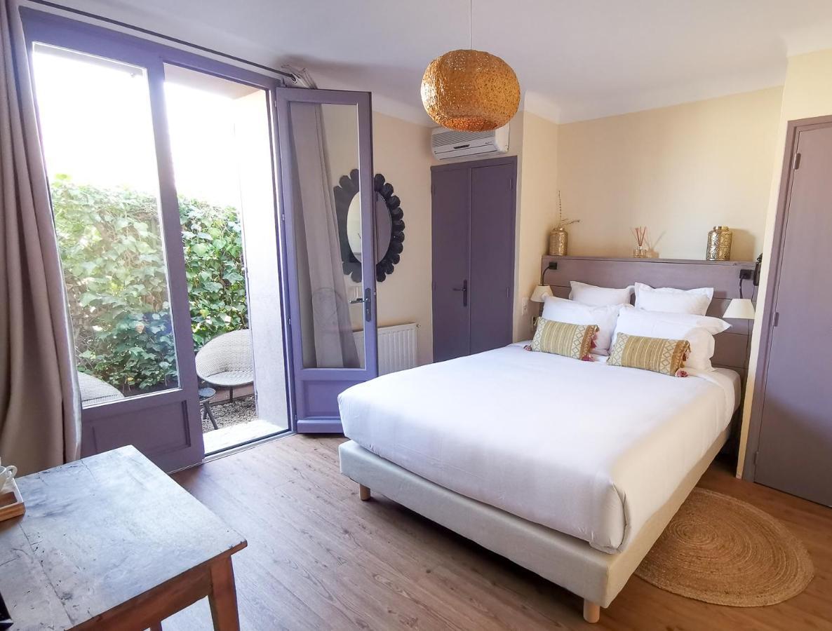 Double Room Patio,998407821:JPEG