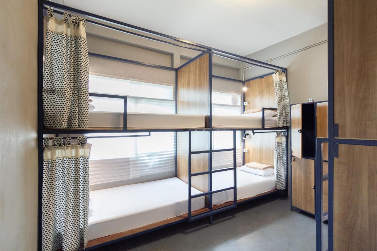 Cama em Dormitório Feminino com 4 Camas