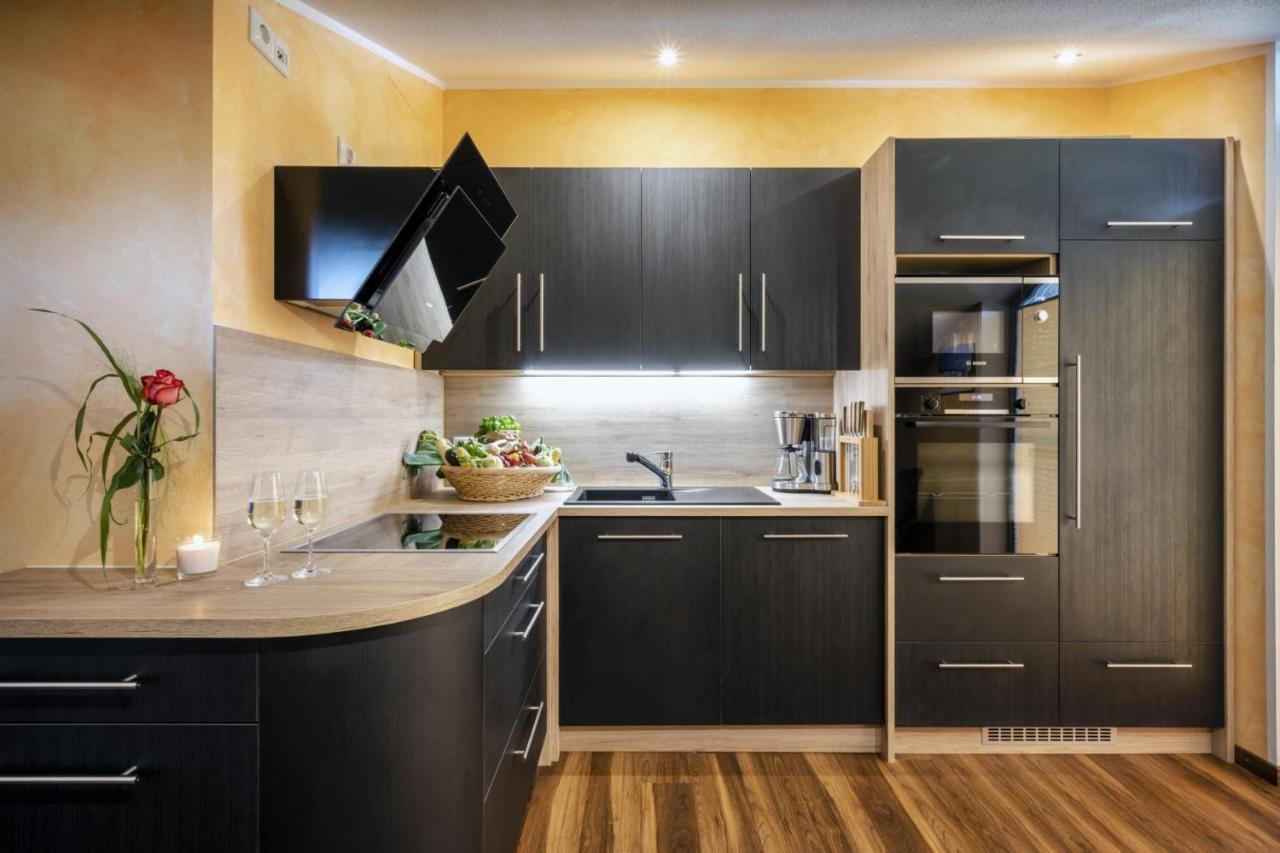 Deluxe Apartment mit Balkon und 2 Schlafzimmern