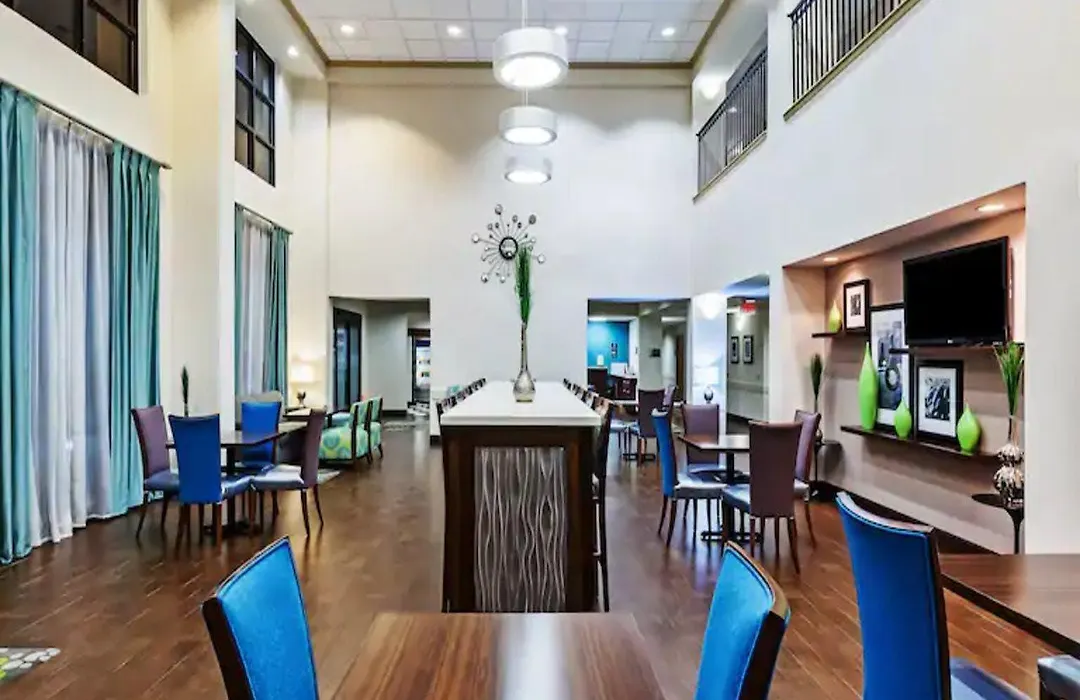 Hampton Inn & Suites Houston-Westchase-1