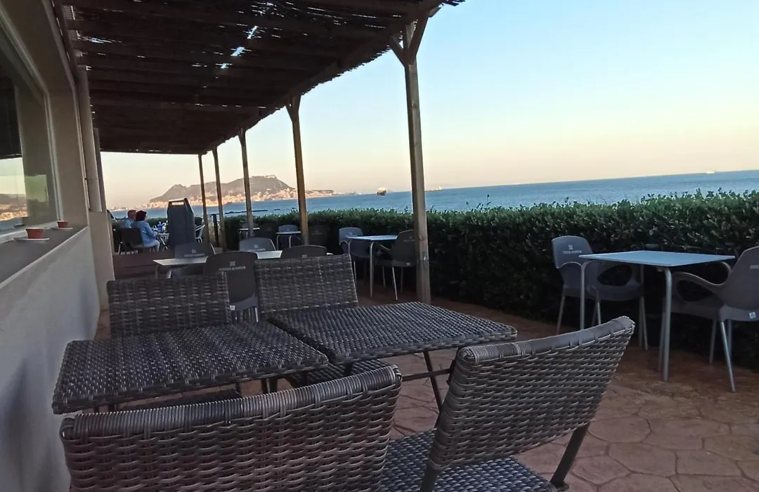 Punta Carnero Hostal-1