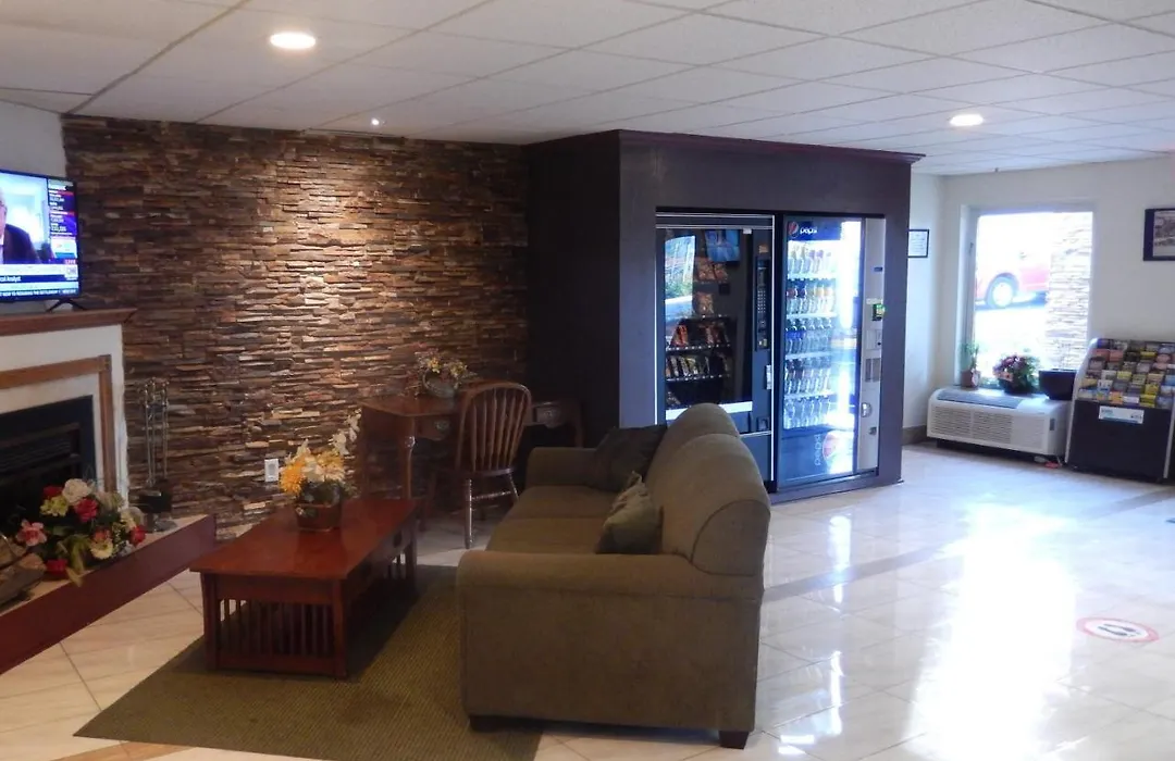 Red Roof Inn Harrisonburg - University Area-1