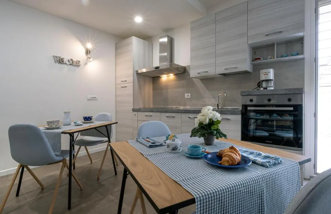 Maisonette Modena Park-1