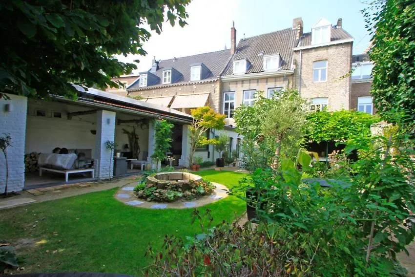 Bed & Breakfast In Monumental House Maastricht Centre-1