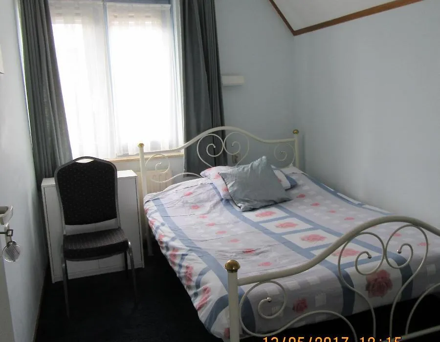 Noemie'S Pension House-1
