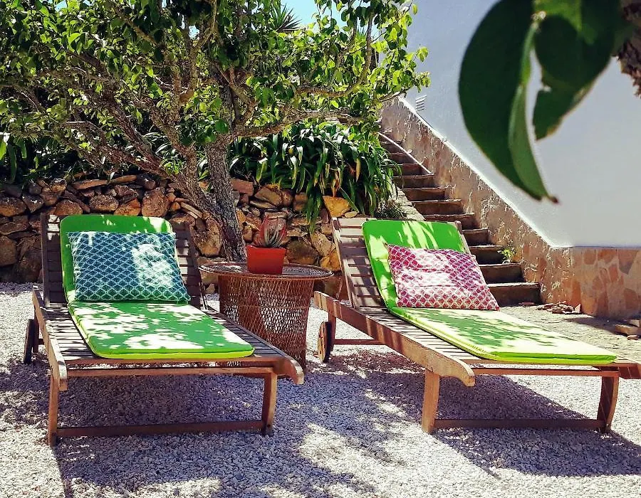 Meraki Guesthouse-1
