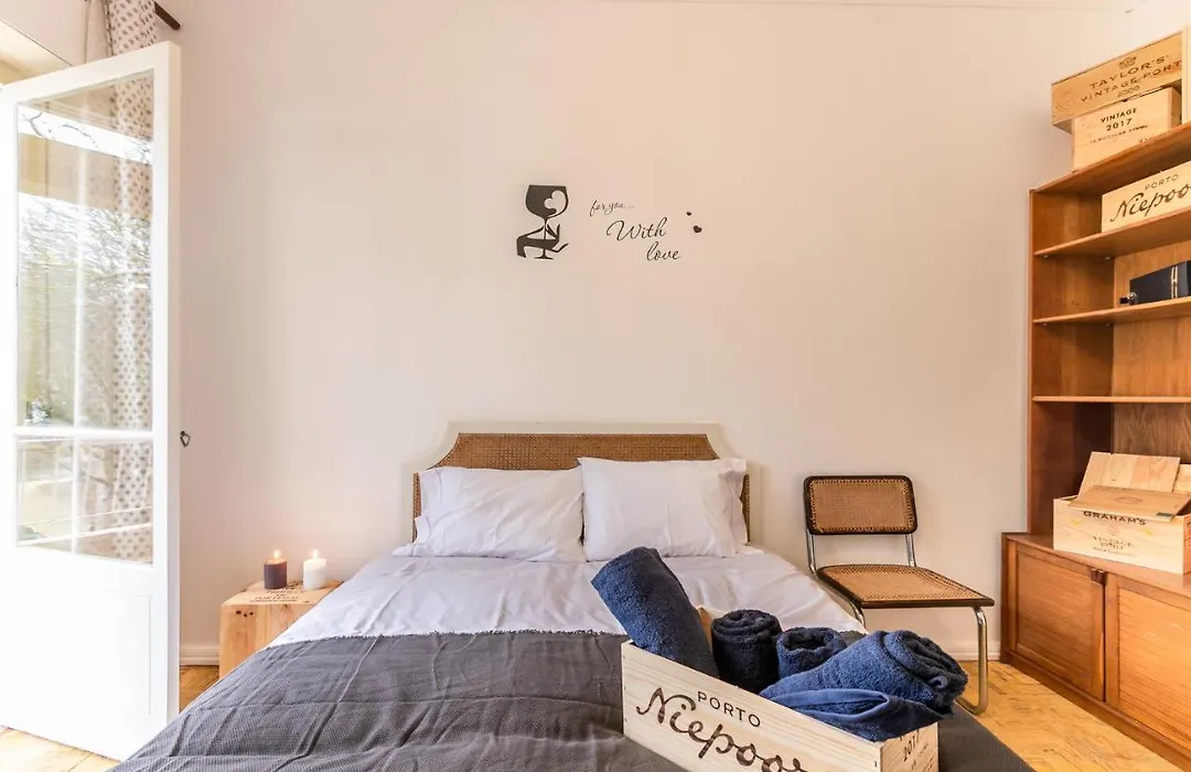 Wine Inn Carcavelos Guesthouse-1