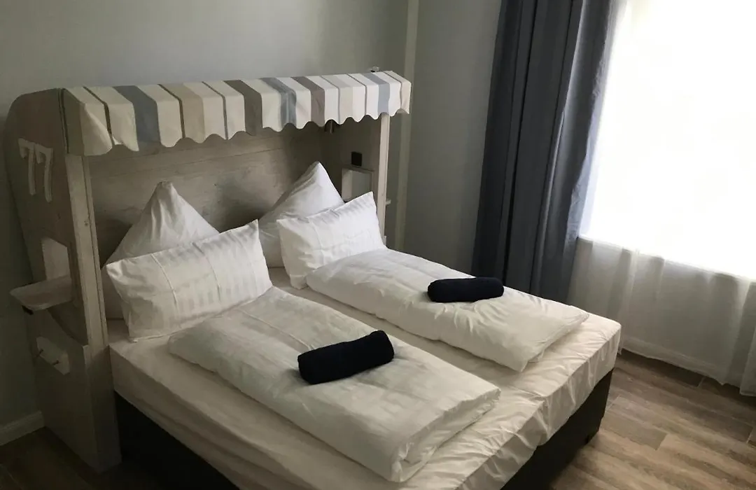 Stayhome Tossens-1