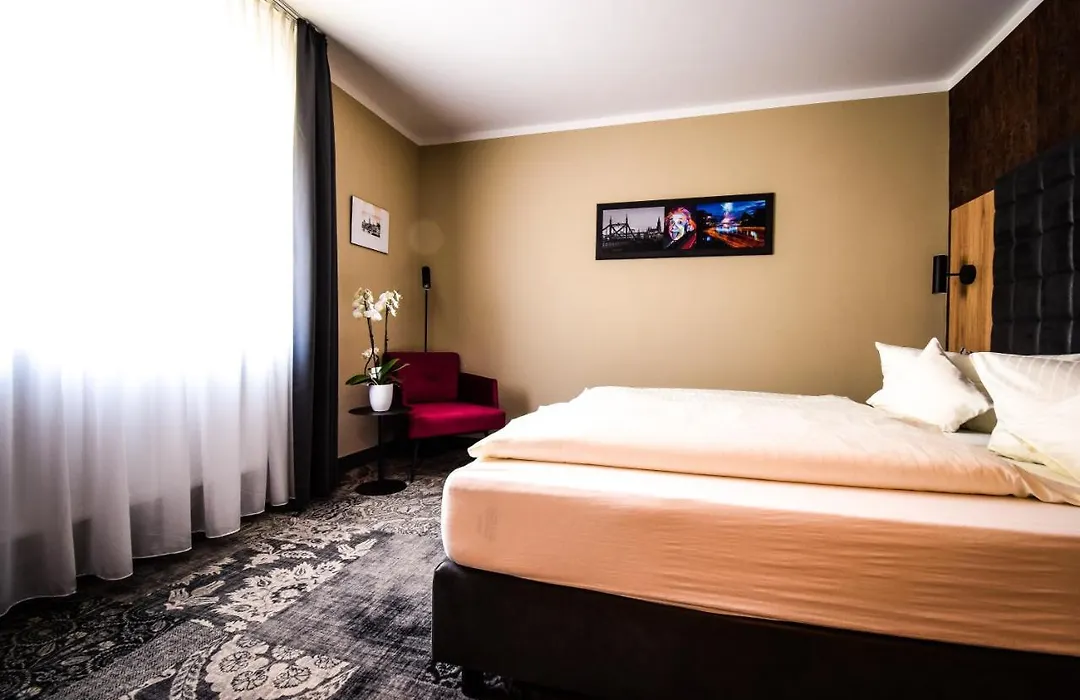Akzent Hotel Roter Löwe-1