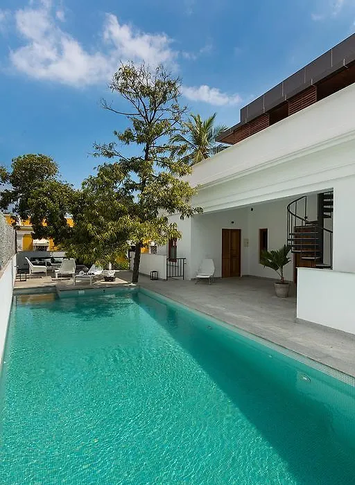 La Villa By Villavi-1