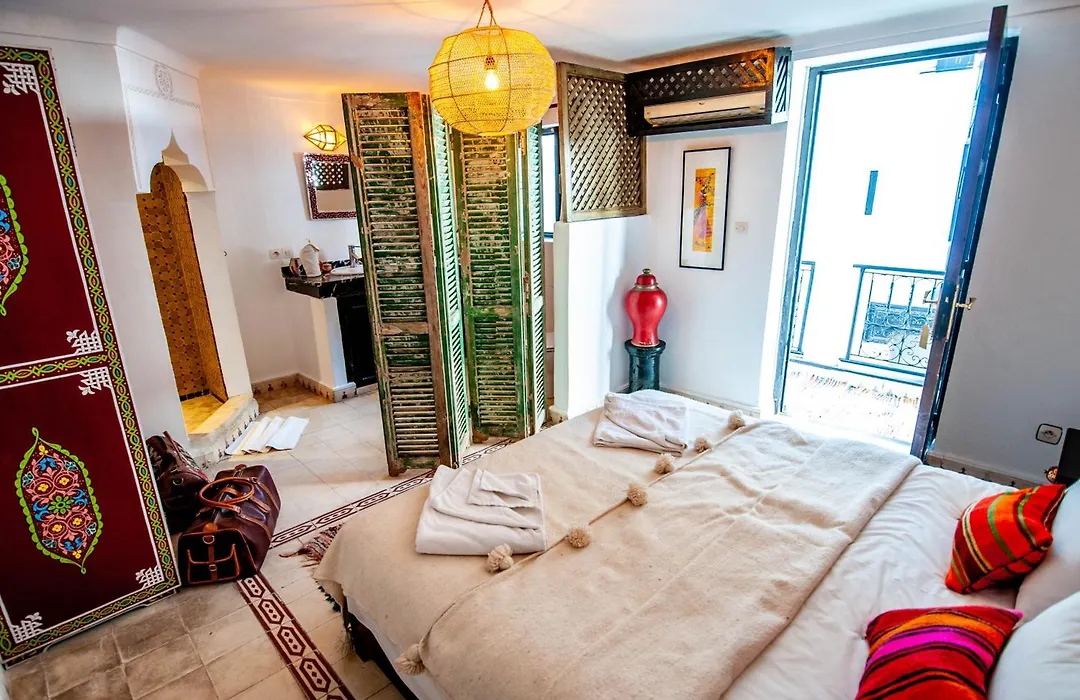 Riad Makila-1
