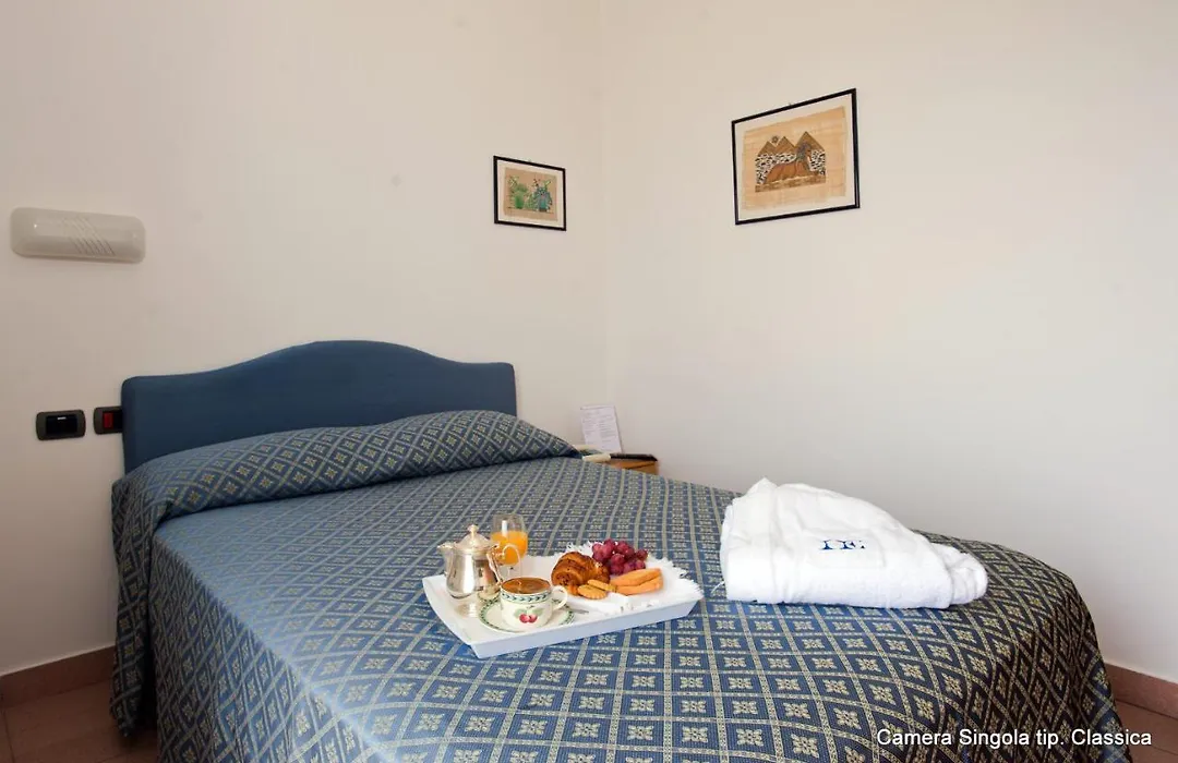 Excelsior Hotel E Appartamenti-1