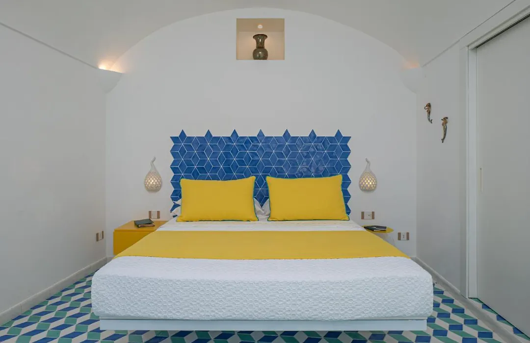 Petrea Lifestyle Suites-1