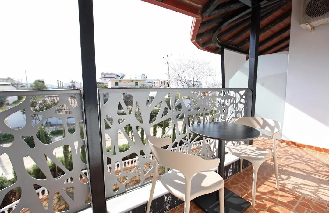 Ksamil Central Park Hotel-1