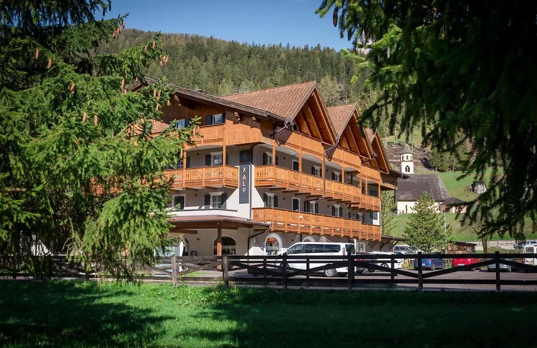 X Alp Hotel-1