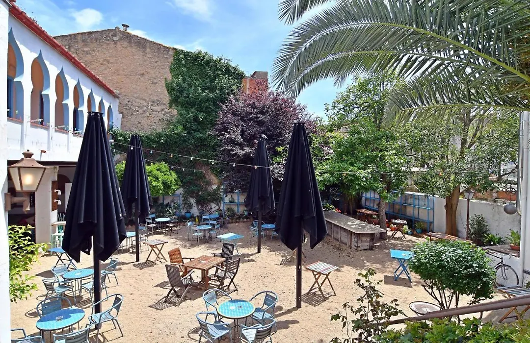 Hostal L'Estrella-1