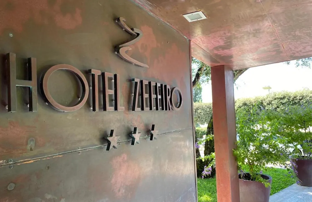 Hotel Zeffiro-1